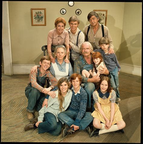 waltons nude|The Waltons: This Cast Member Was Often Naked on the Set,。